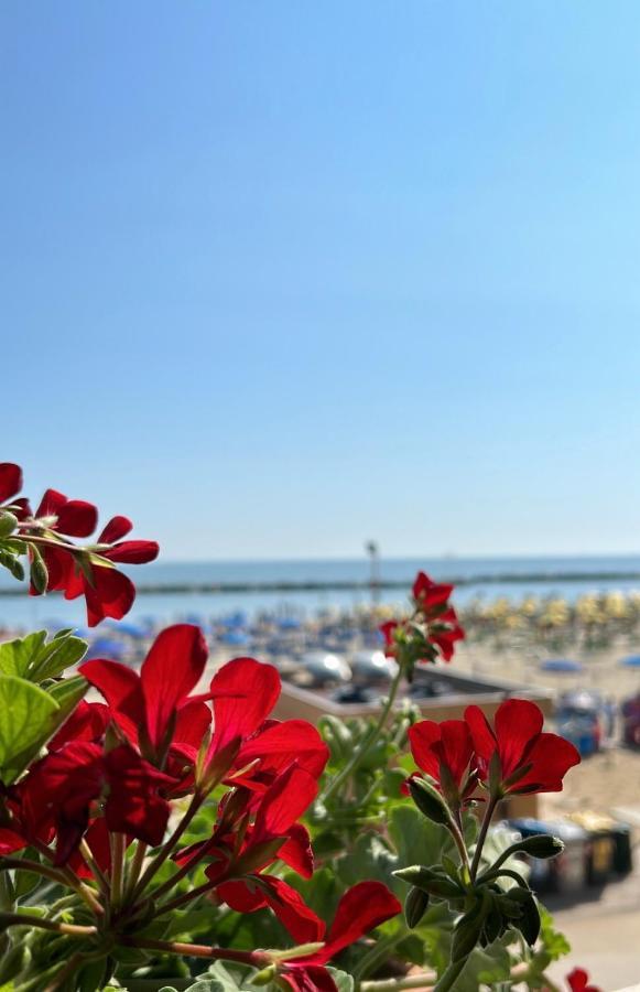Hotel Bartolini Белларія-Іджеа-Марина Екстер'єр фото