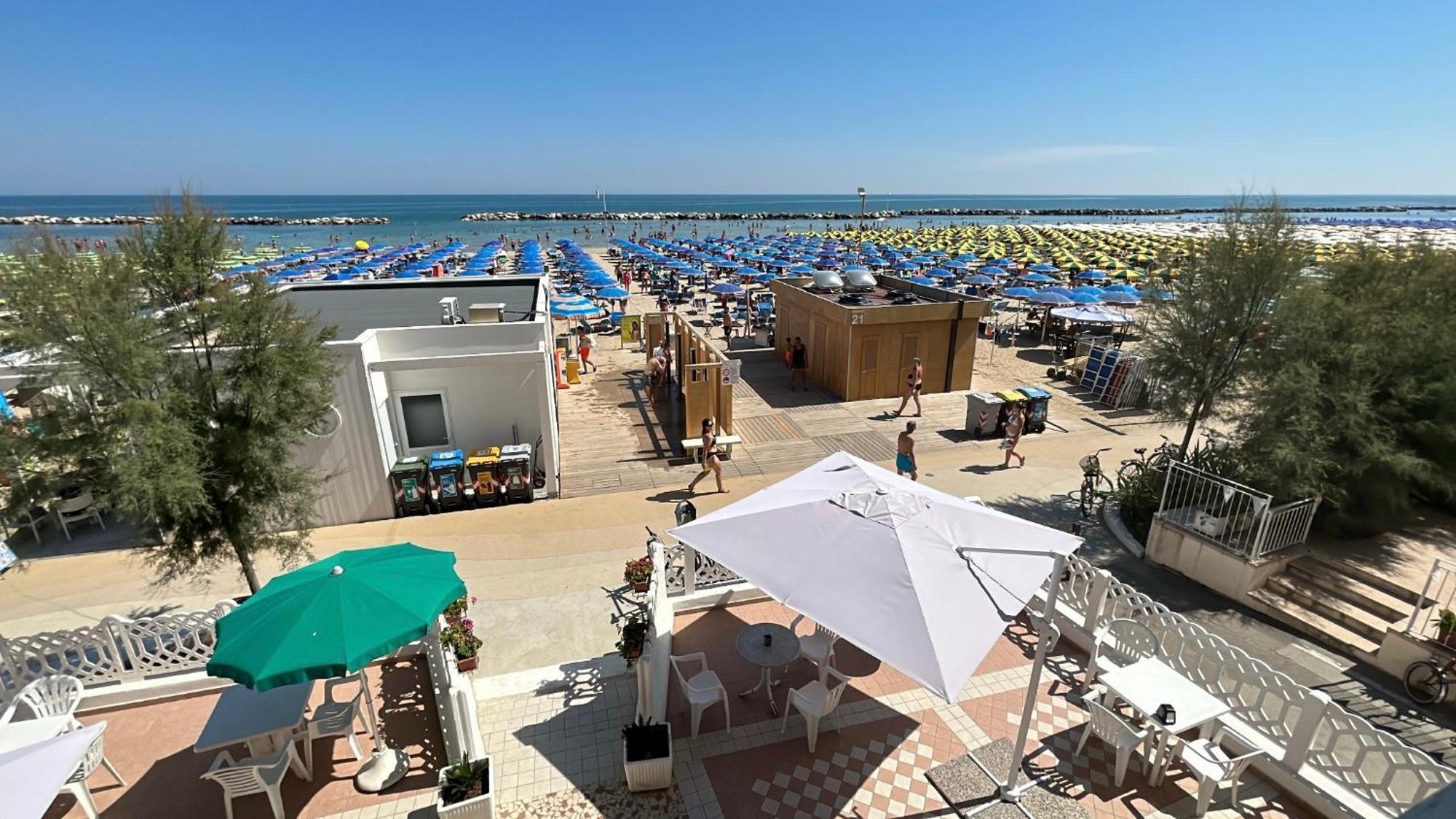 Hotel Bartolini Белларія-Іджеа-Марина Екстер'єр фото